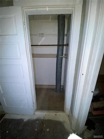 $18,000 | 2205 Grand Avenue, Granite City, IL 62040