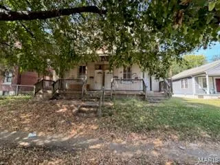 $18,000 | 2205 Grand Avenue, Granite City, IL 62040