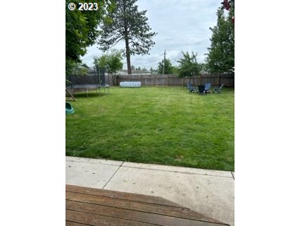 429 Toliver Road Molalla, OR 97038 - Photo 17 of 21 a view of a back yard