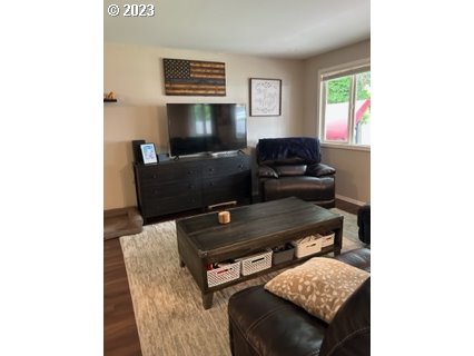 429 Toliver Road Molalla, OR 97038 - Photo 8 of 21 a living room with furniture and a window