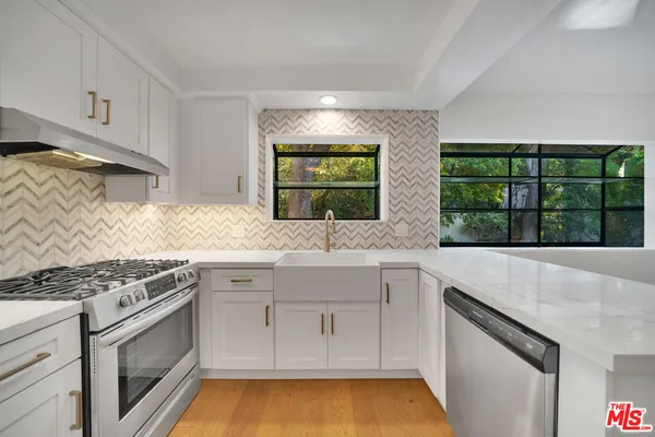 $11,995 | 1758 Clear View Drive, Beverly Hills, CA 90210