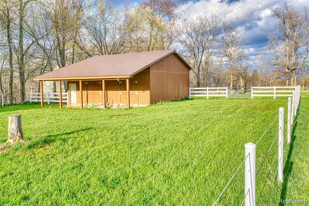 16556 Dutton Road Gregory, MI 48137 - Photo 63 of 71 Gallery Image 63