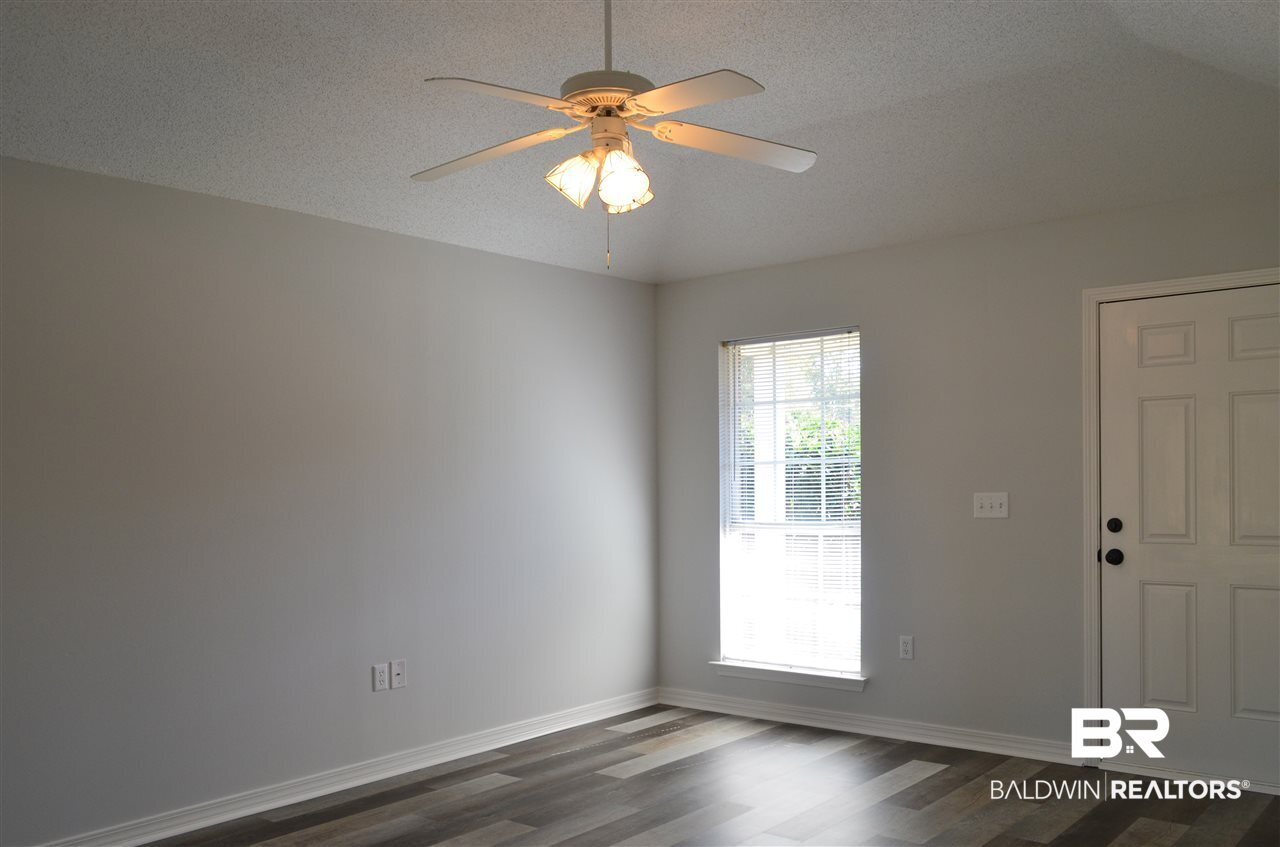 529 Hamilton Boulevard Foley, AL 36535 - Photo 3 of 24