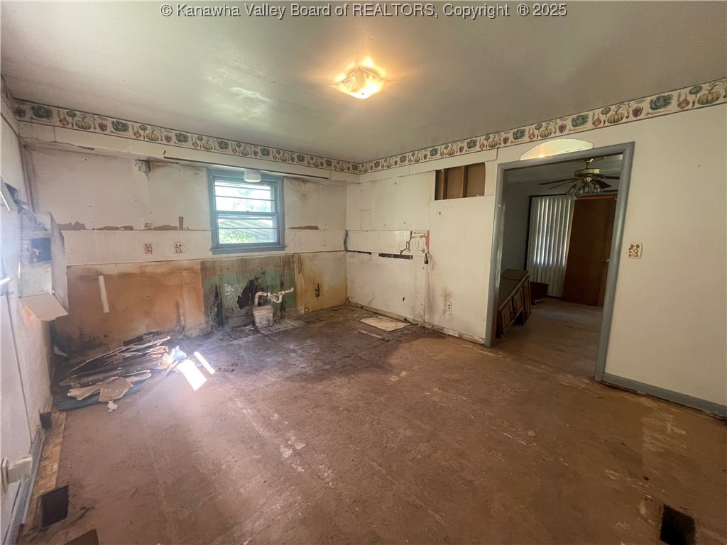 11161 Coal River Road St. Albans, WV 25177 - Photo 22 of 25 Gallery Image 22