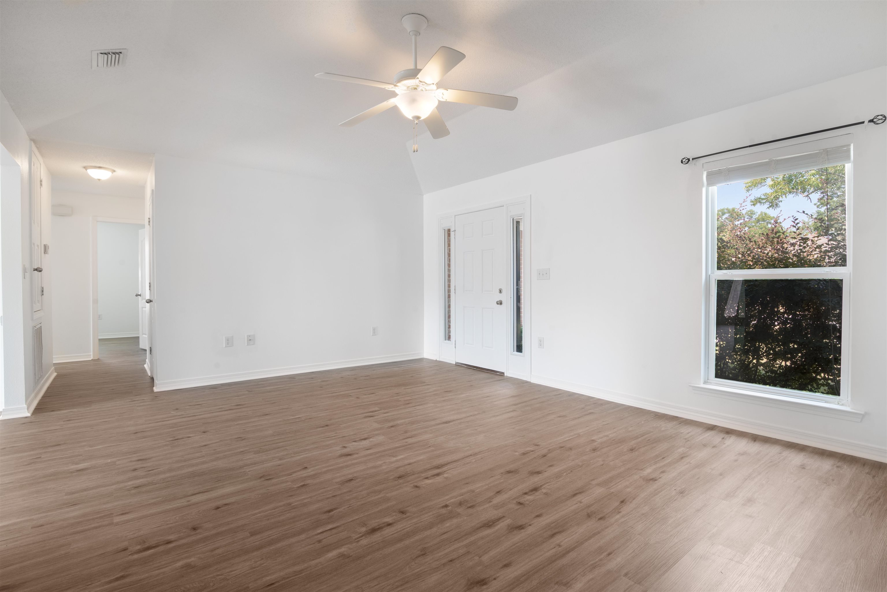 1788 Abbey Loop Foley, AL 36535 - Photo 5 of 24