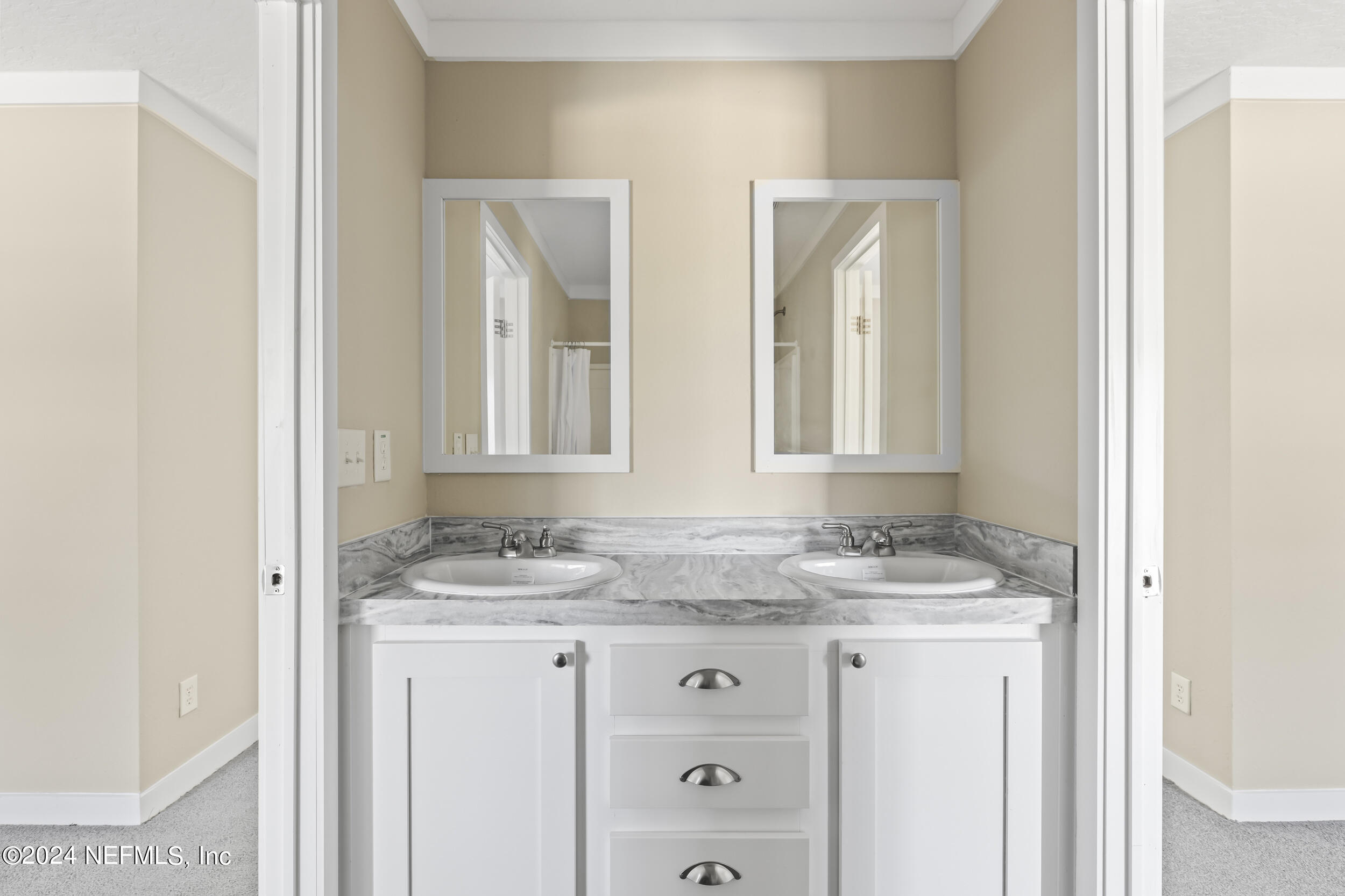5809 Hillridge Road Keystone Heights, FL 32656 - Photo 25 of 47 Jack-n-Jill Bath
