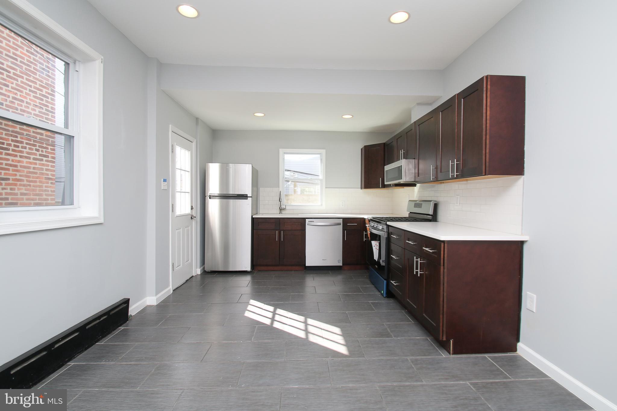 2222 Tasker Street Philadelphia, PA 19145 - Photo 12 of 37 Gallery Image 12