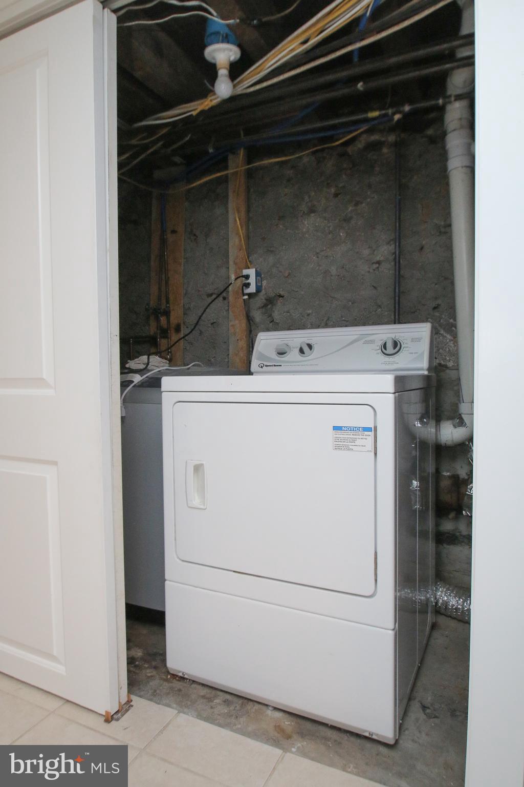 2222 Tasker Street Philadelphia, PA 19145 - Photo 20 of 37 Gallery Image 20