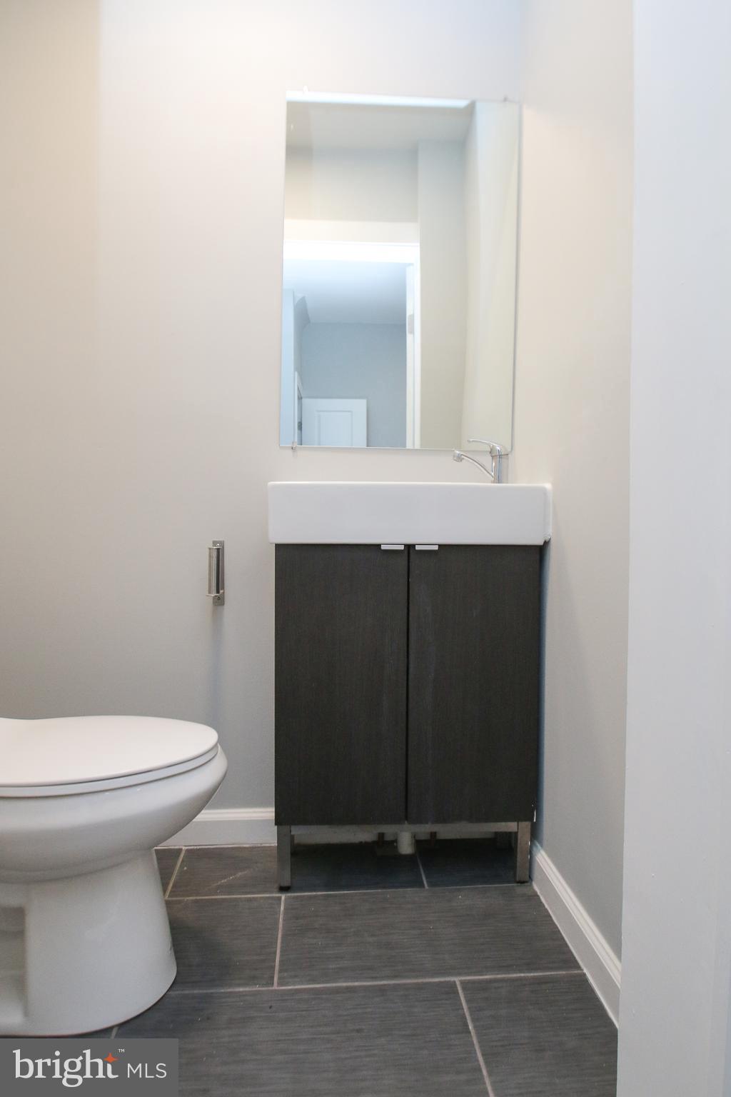 2222 Tasker Street Philadelphia, PA 19145 - Photo 21 of 37 Gallery Image 21