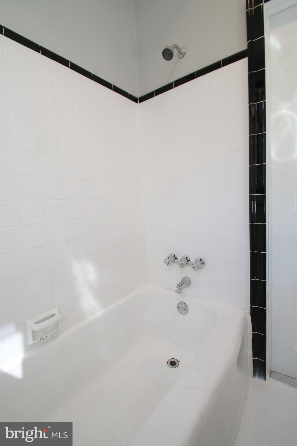 2222 Tasker Street Philadelphia, PA 19145 - Photo 34 of 37 Gallery Image 34