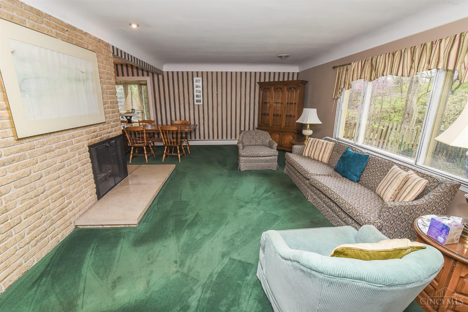 7541 Hosbrook Road Cincinnati, OH 45243 - Photo 9 of 64 Gallery Image 9