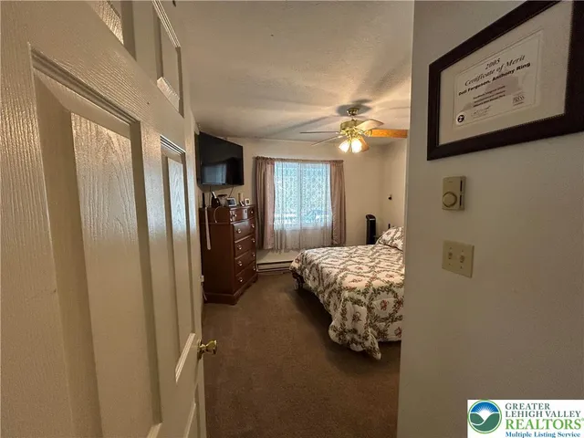 $299,900 | 352 Parker Trail, Albrightsville, PA 18210