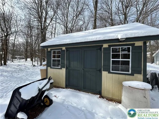 $299,900 | 352 Parker Trail, Albrightsville, PA 18210