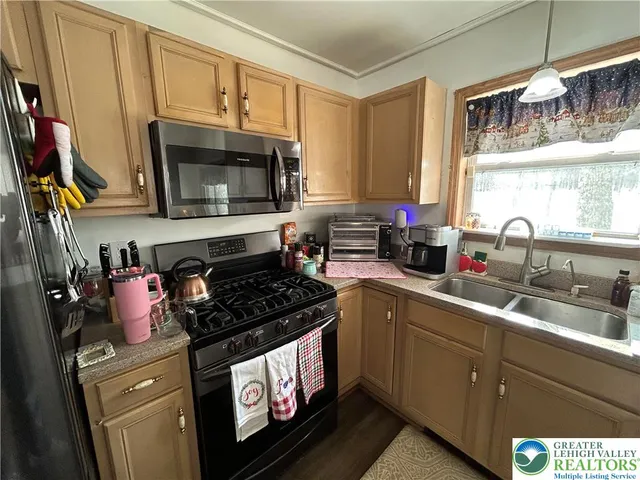 $299,900 | 352 Parker Trail, Albrightsville, PA 18210