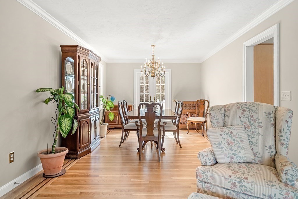 269 Pepperell Road Groton, MA 01450 - Photo 11 of 37