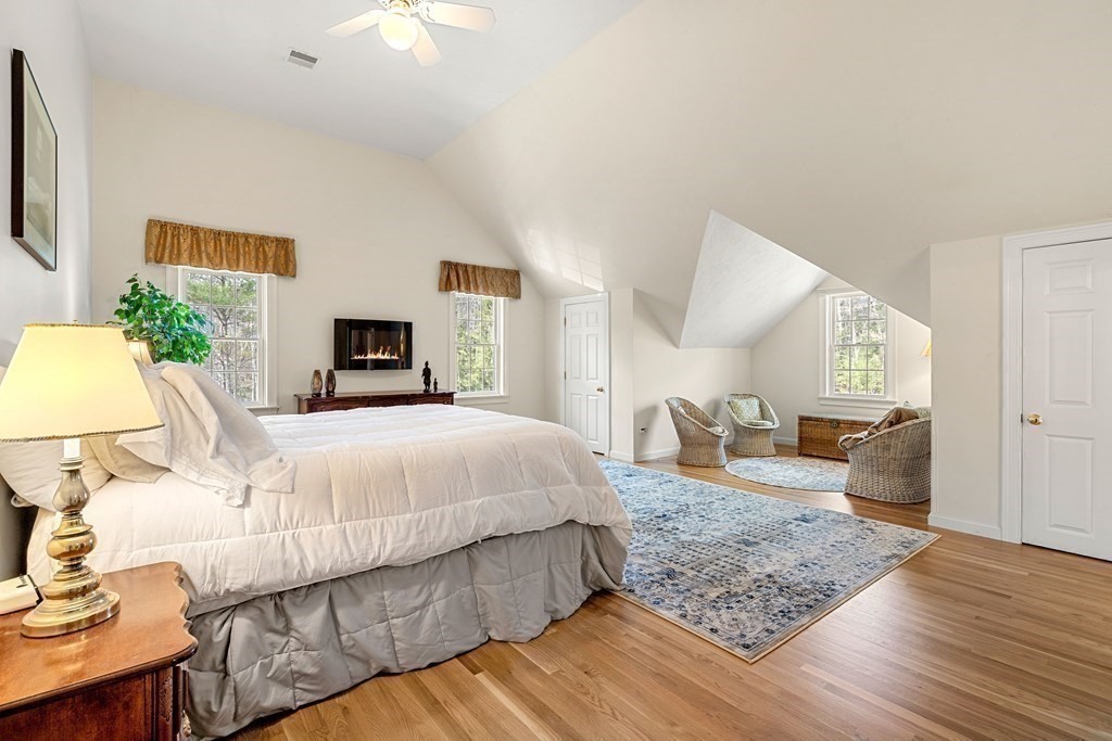 269 Pepperell Road Groton, MA 01450 - Photo 21 of 37