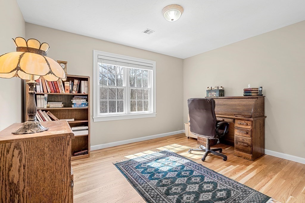269 Pepperell Road Groton, MA 01450 - Photo 24 of 37