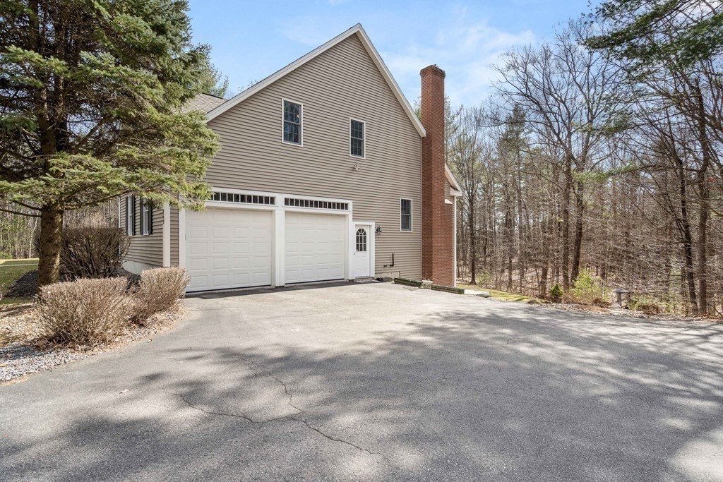269 Pepperell Road Groton, MA 01450 - Photo 34 of 37