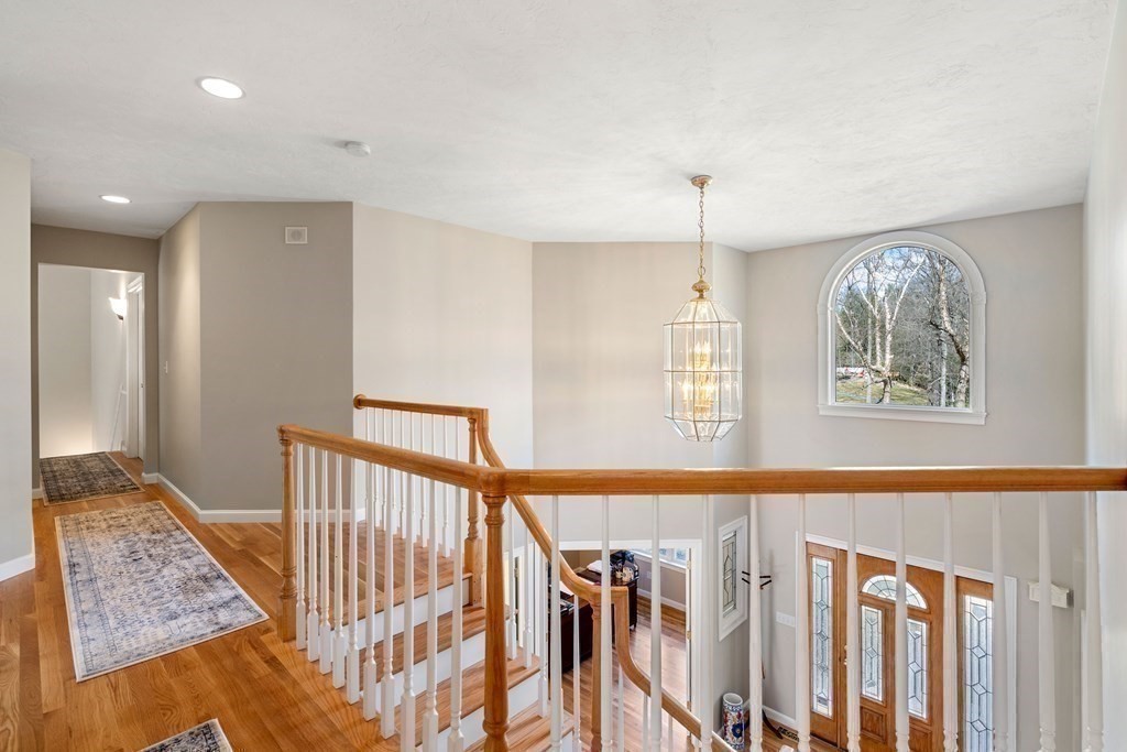 269 Pepperell Road Groton, MA 01450 - Photo 8 of 37