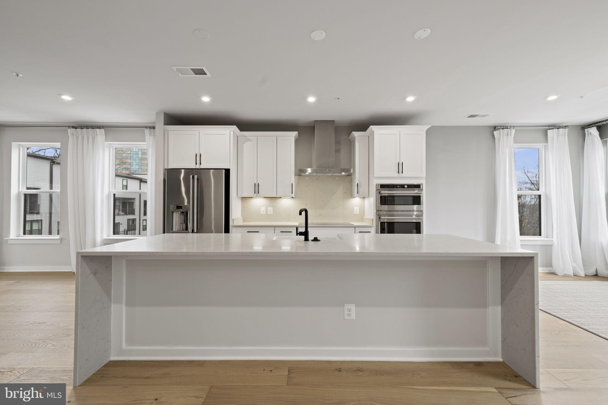 4118 Legato Road, Unit 60 Fairfax, VA 22033 - Photo 5 of 26