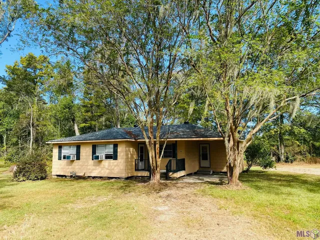 $1,300 | 45026 Fontenot Road, St. Amant, LA 70774