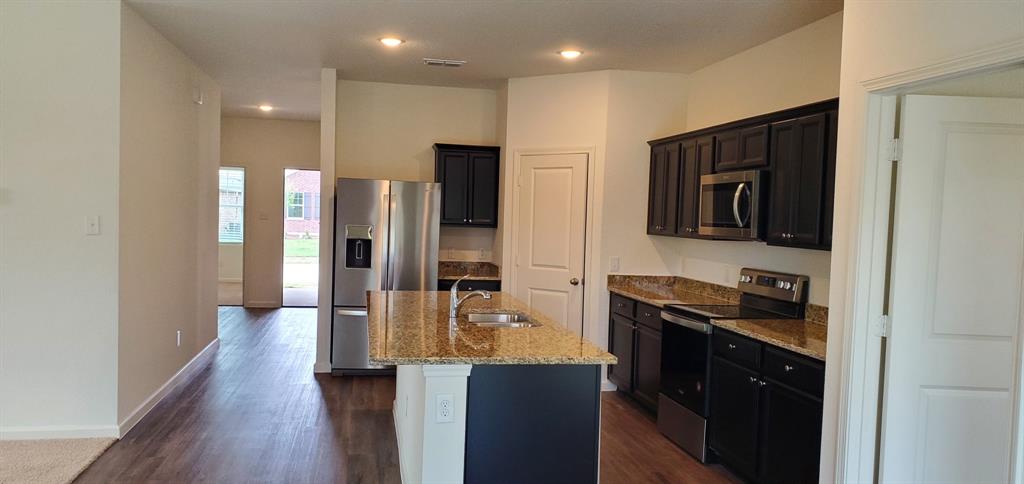 709 Peach Tree Lane Anna, TX 75409 - Photo 4 of 10