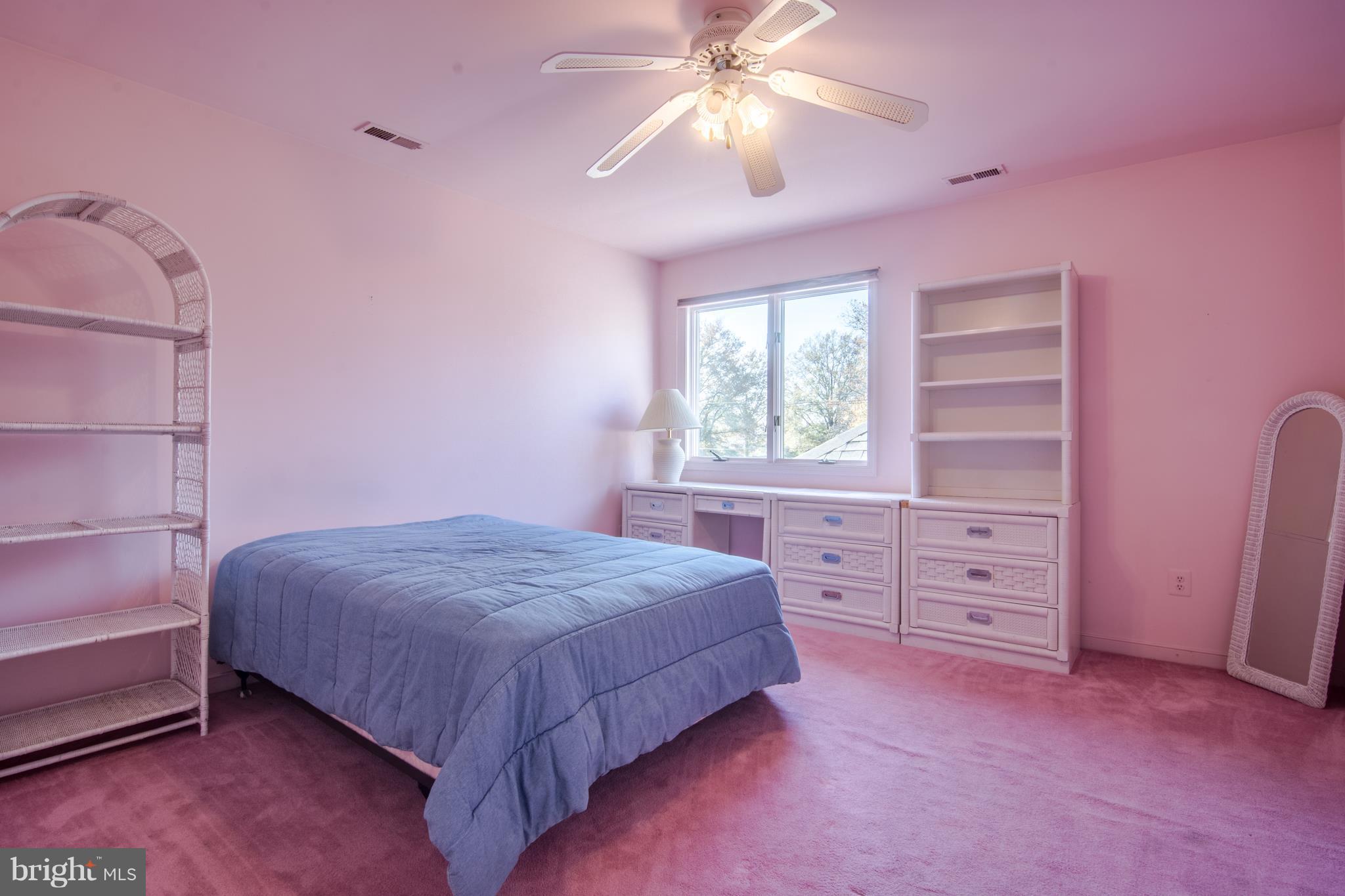 6911 Diana Road Baltimore, MD 21209 - Photo 19 of 30 Bedroom