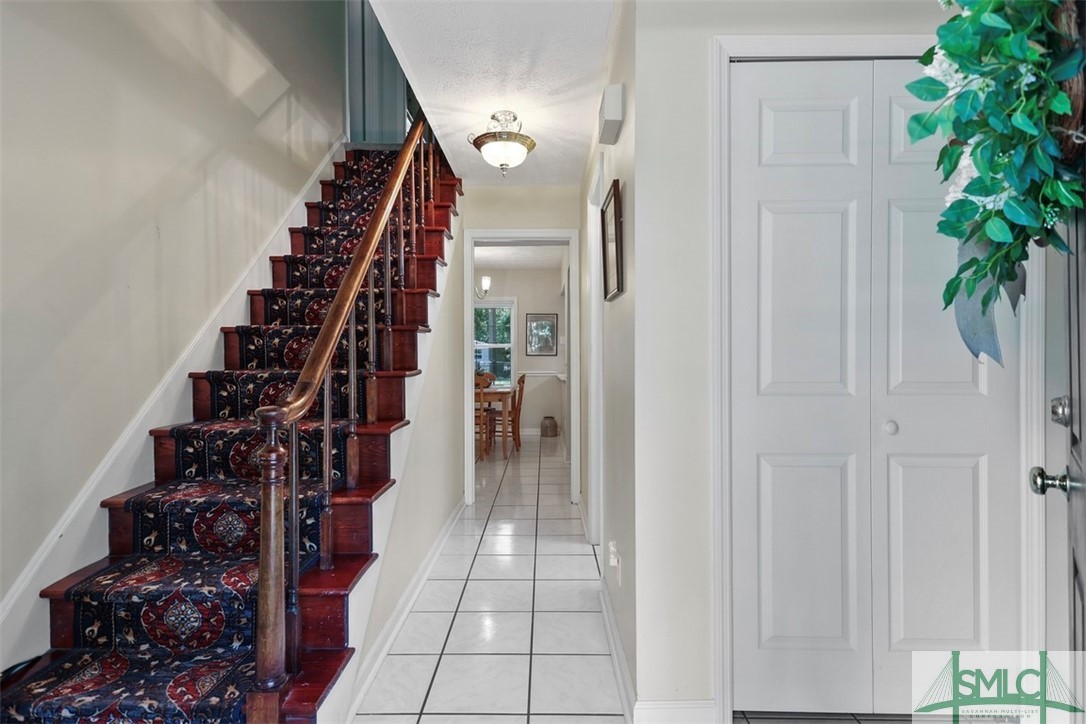 113 Rose Dhu Road Savannah, GA 31419 - Photo 4 of 37 Gallery Image 4