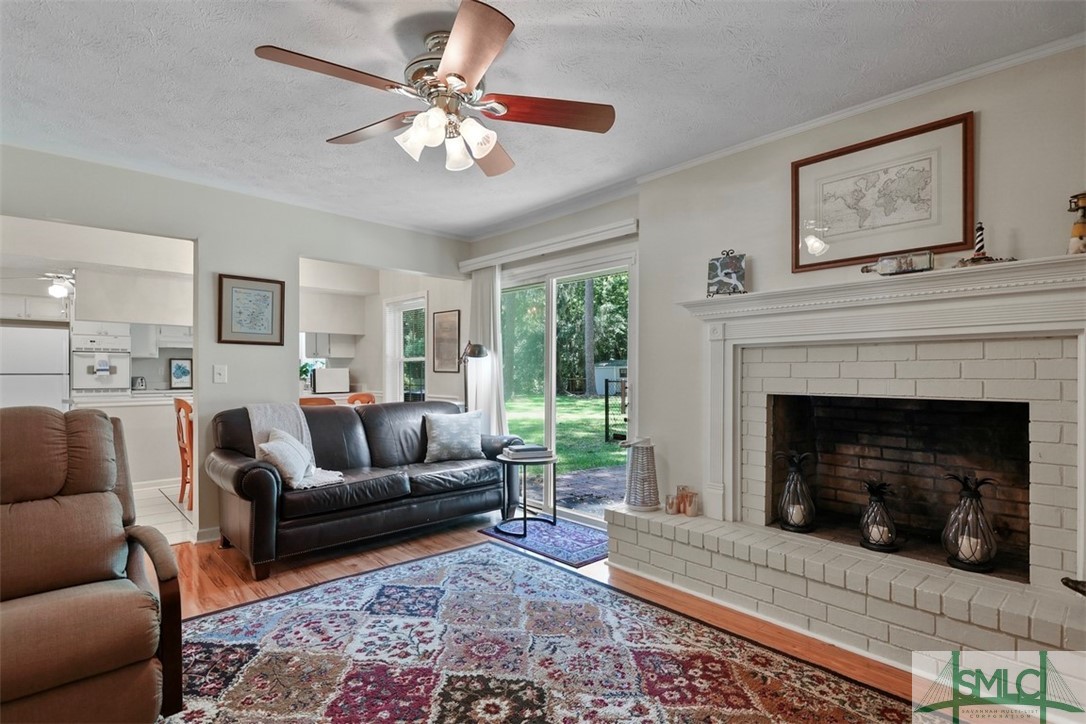 113 Rose Dhu Road Savannah, GA 31419 - Photo 5 of 37 Gallery Image 5