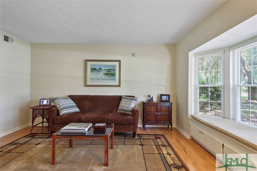 113 Rose Dhu Road Savannah, GA 31419 - Photo 8 of 37 Gallery Image 8