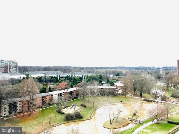 $1,950 | 10401 Grosvenor Place, Unit 1414, Rockville, MD 20852