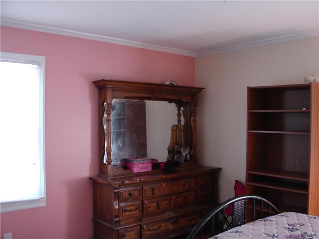 898 Mt Vernon Road Bethpage, TN 37022 - Photo 5 of 9 Secondary bedroom