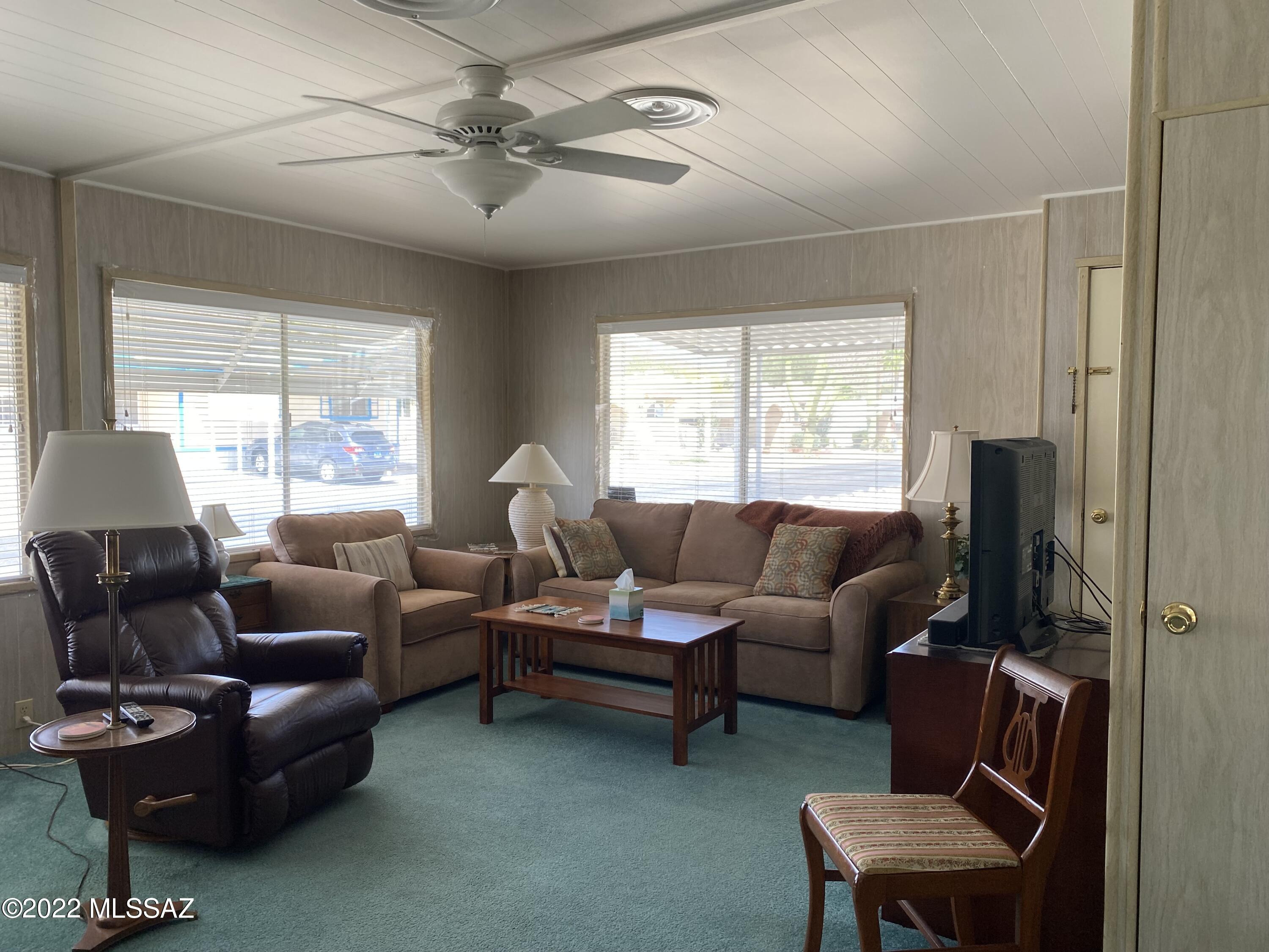 5541 West Rafter Cir Street Tucson, AZ 85713 - Photo 4 of 18 Gallery Image 4