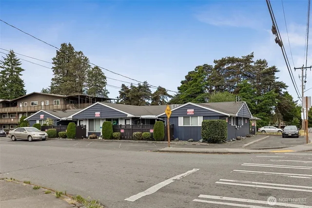 $1,275,000 | 259 South 156th Street, Unit 14, Burien, WA 98148