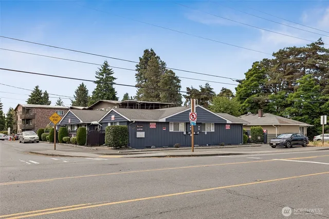 $1,275,000 | 259 South 156th Street, Unit 14, Burien, WA 98148