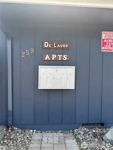 $1,275,000 | 259 South 156th Street, Unit 14, Burien, WA 98148