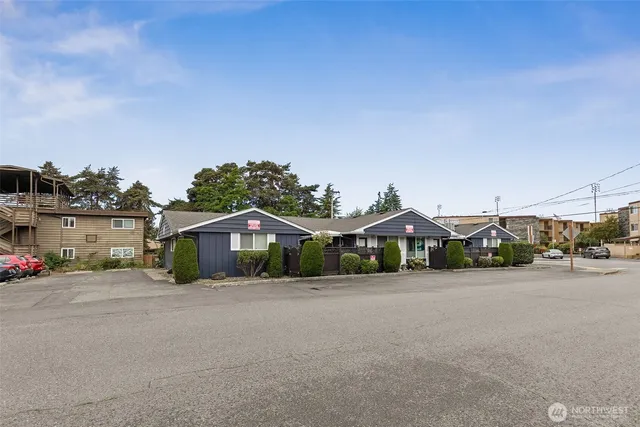 $1,275,000 | 259 South 156th Street, Unit 14, Burien, WA 98148