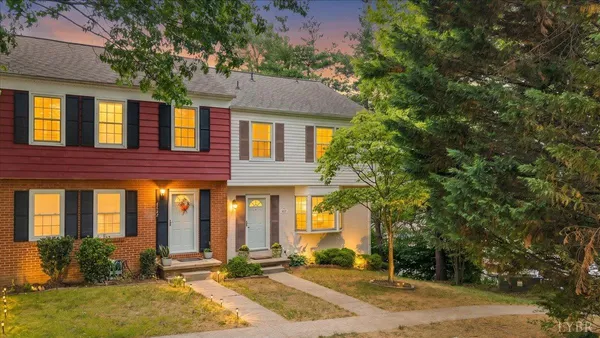 $295,000 | 4624 Dyer Court, Roanoke, VA 24018