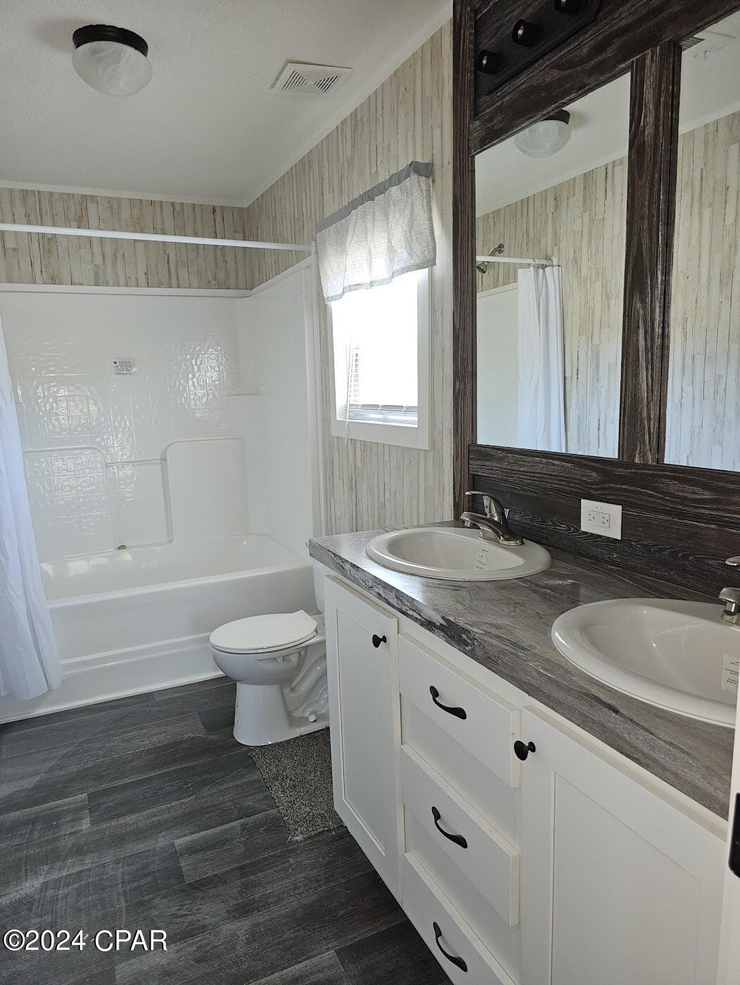 2743 Gardenview Road Alford, FL 32420 - Photo 10 of 17 Gallery Image 10