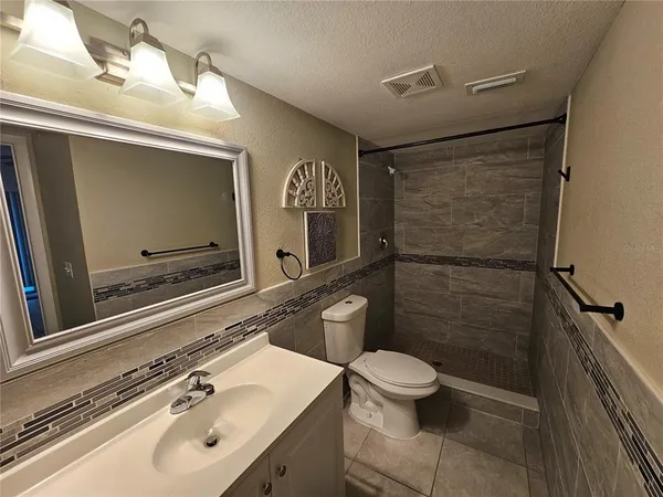 $128,000 | 8200 Fairways Circle, Unit B102, Ocala, FL 34472