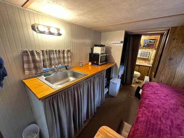 $50,000 | 2905 Dillard Road, Birdseye, IN 47513