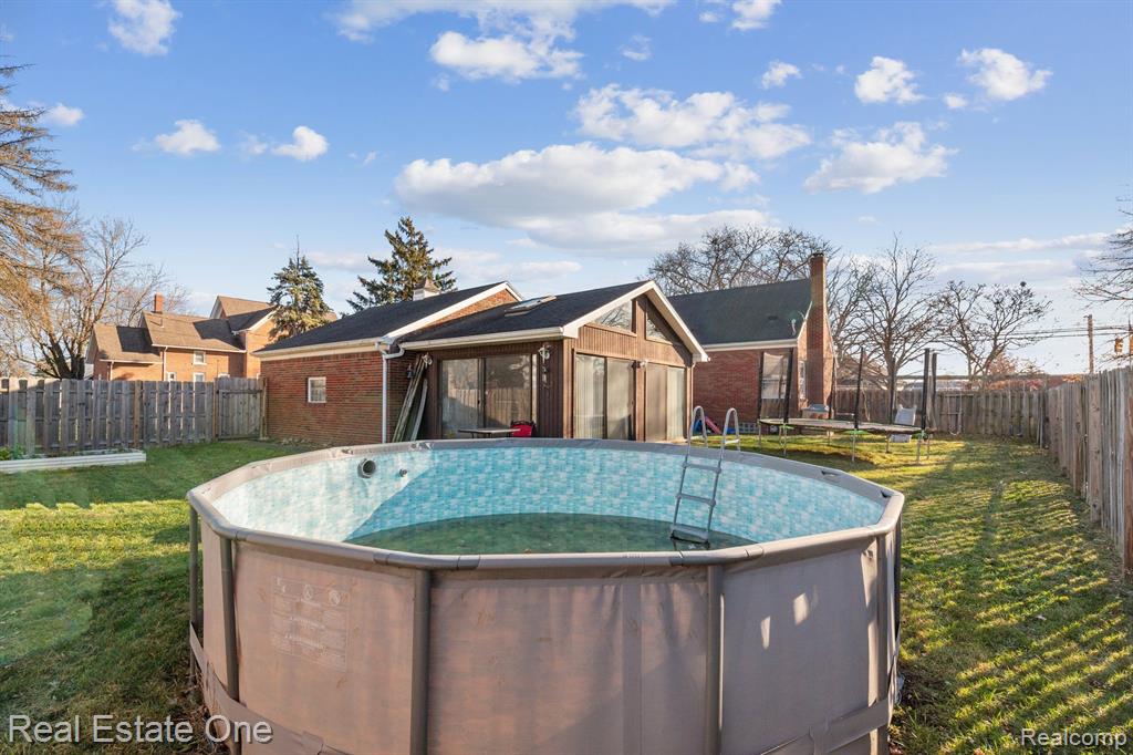 1928 South Custer Road Monroe, MI 48161 - Photo 51 of 56 Gallery Image 51