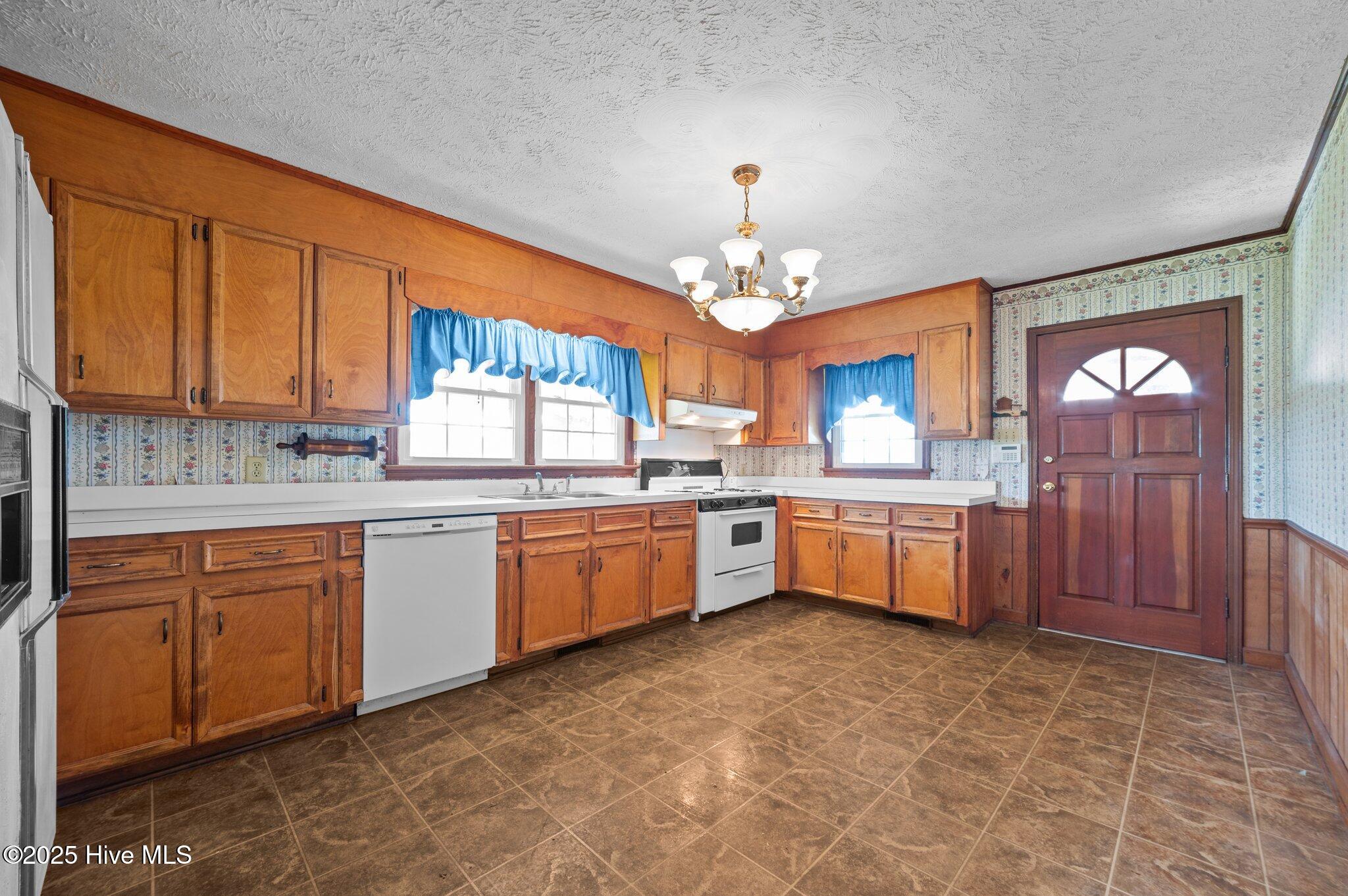 439 Vine Swamp Road Kinston, NC 28504 - Photo 22 of 46 20-web-or-mls-LHV_7647