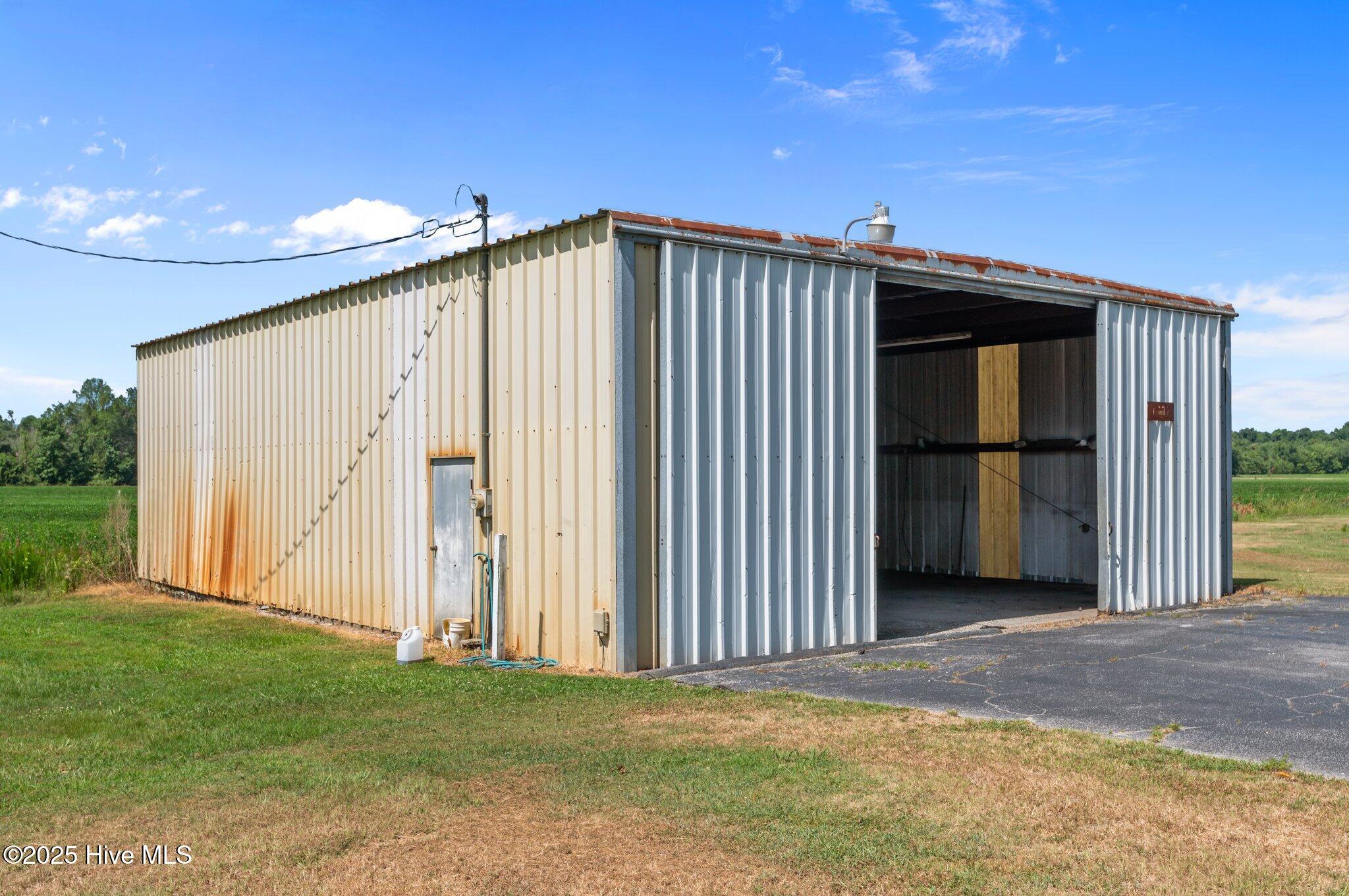 439 Vine Swamp Road Kinston, NC 28504 - Photo 40 of 46 44-web-or-mls-LHV_7704