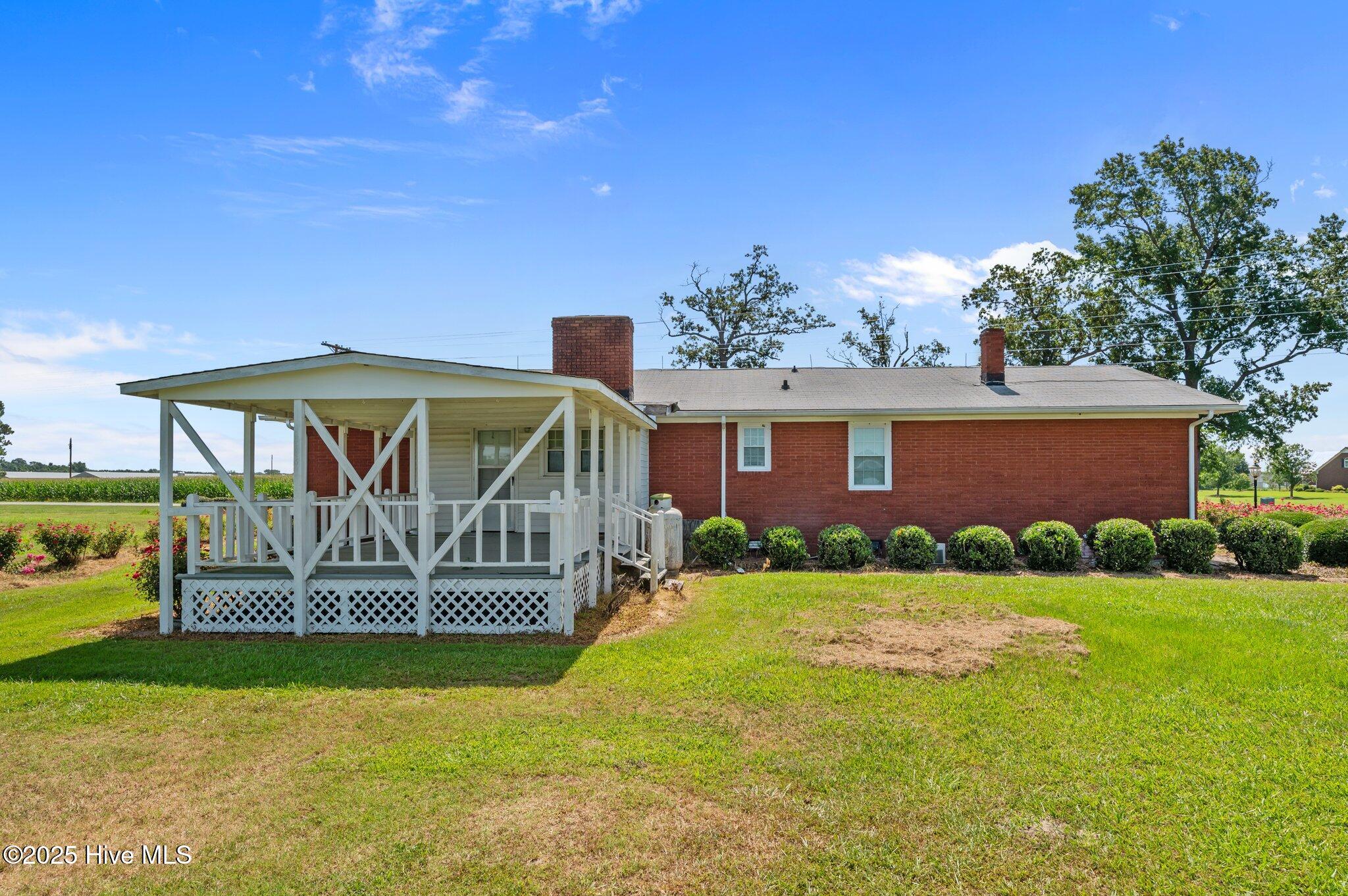 439 Vine Swamp Road Kinston, NC 28504 - Photo 9 of 46 40-web-or-mls-LHV_7700