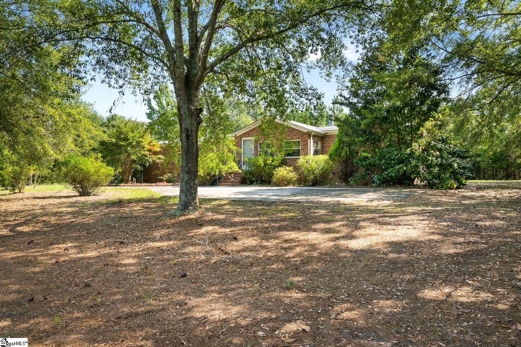 573 Fort Lindley Road Laurens, SC 29360 - Photo 4 of 27