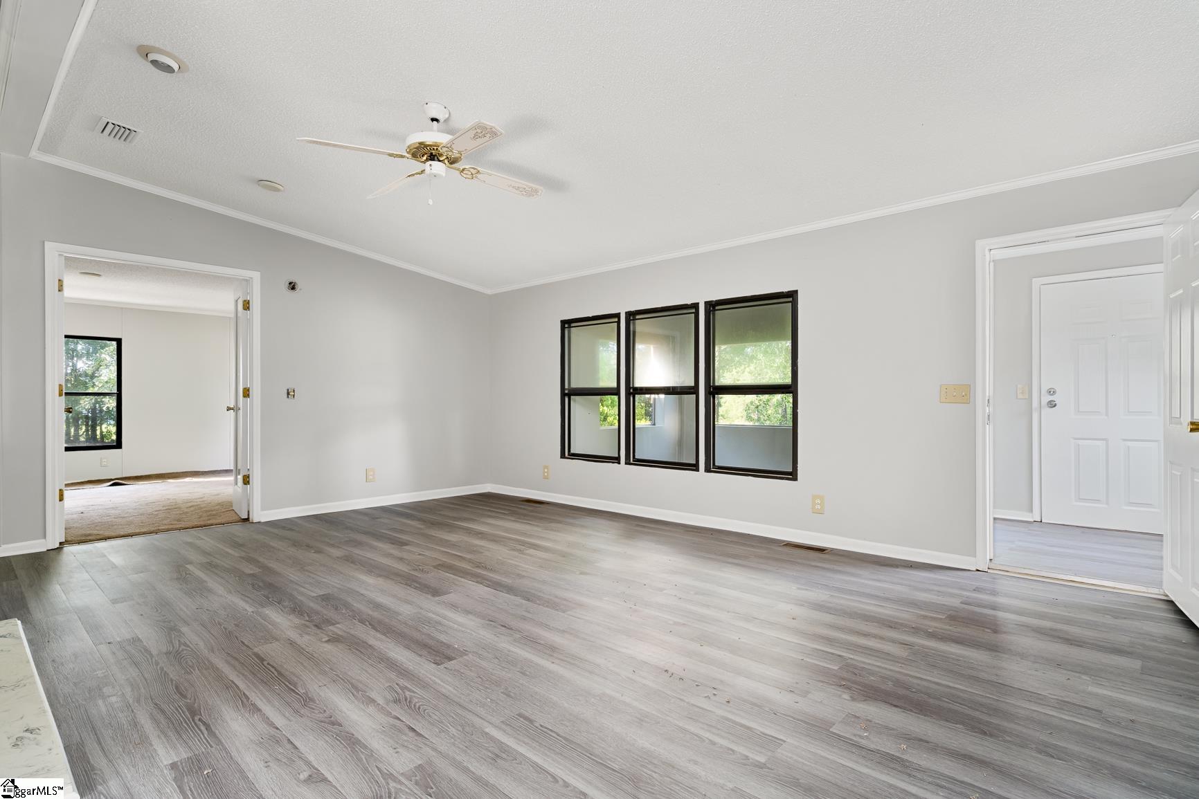 573 Fort Lindley Road Laurens, SC 29360 - Photo 9 of 27