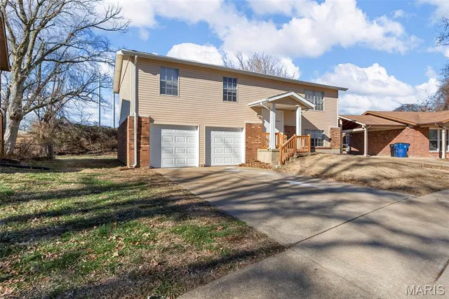 $200,000 | 1767 Stilton Court, Florissant, MO 63031