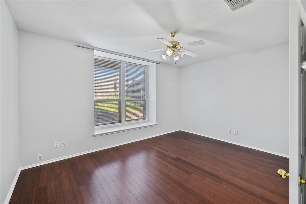 809 Slaughter Lane Euless, TX 76040 - Photo 13 of 29