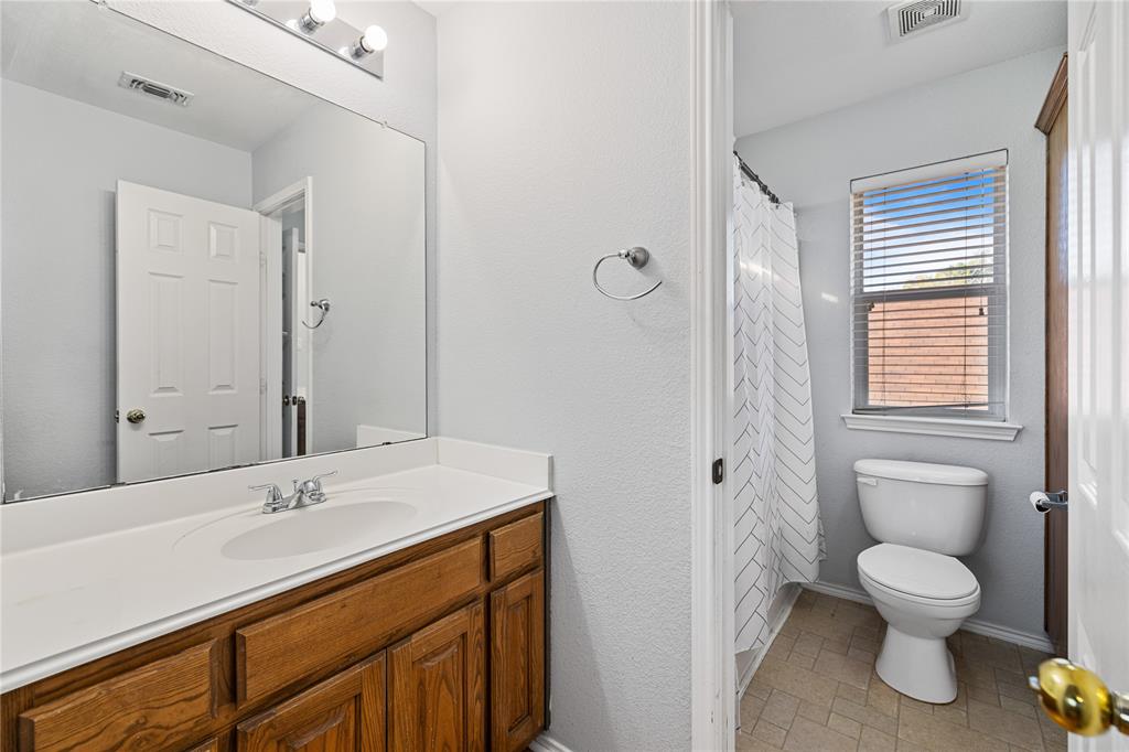 809 Slaughter Lane Euless, TX 76040 - Photo 23 of 29